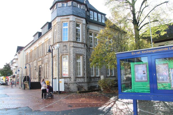 Der Rat hat beschlossen, Fördermittel für eine Sanierung des historischen Rathauses zu beantragen. Diese soll insgesamt 3,5 Millionen Euro kosten. - © Cordula Gröne(LZ)