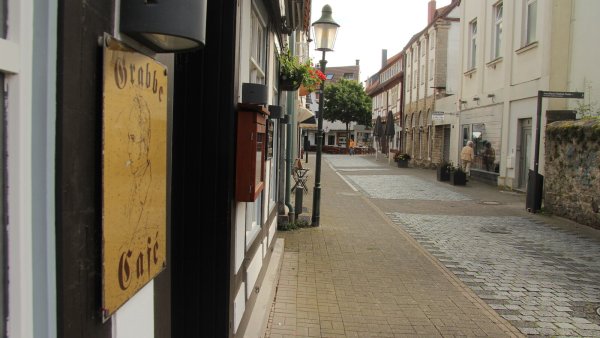 Das Grabbe-Café in der Detmolder Innenstadt macht mit bei "Nette Toilette". - © Kyrill von Matuschka