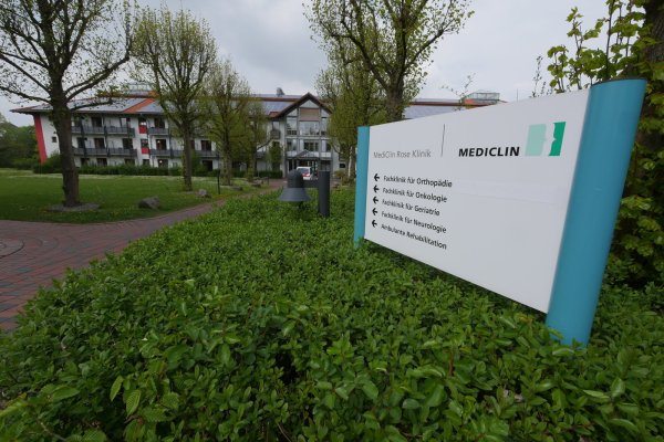 Die Rose-Klinik in Bad Meinberg bietet ambulante Badekuren an - was nun auch alle Mitarbeiter wissen. - © Jost Wolf