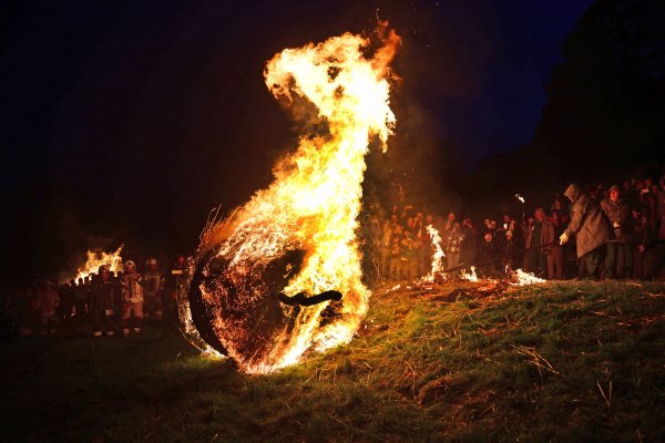 Die Dechen sind mit dem Verlauf des diesjähriges Osterräderlaufs sehr zufrieden. - © Nicole Ellerbrake