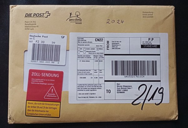 Ein Umschlag, der es in sich hatte: Briefmarken aus der Schweiz. Aber: Die Bestimmungen beim Zoll sind "beinhart". - © Axel Bürger