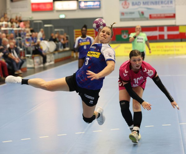Blombergs Laura Rüffieux schließt ab. - © Paul Cohen