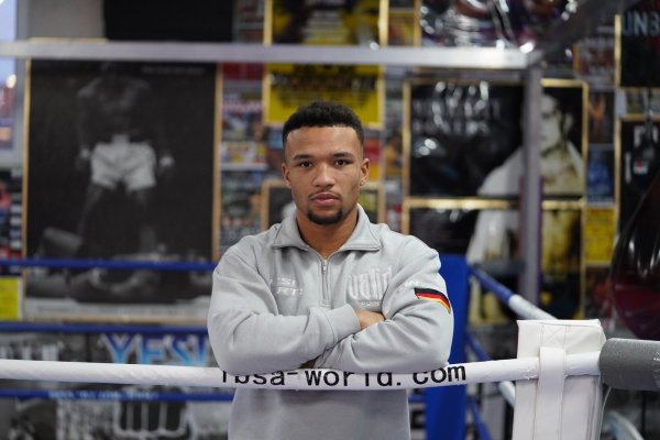 Der 22-jährige Paderborner Anthony Stöbe feiert schon bald sein Profidebüt als Boxer im Mittelgewicht. - © Christian Geisler