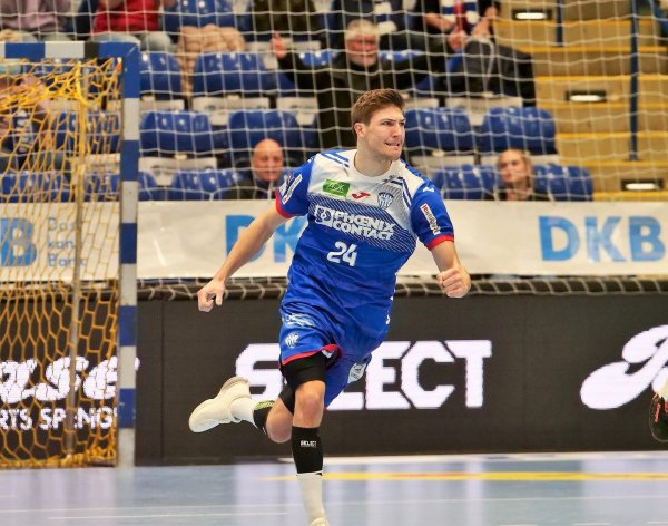 Mit jeder Faser wild entschlossen: Lukas Zerbe ist ein echter Power-Handballer. Foto: Jörg Hagemann - © Jörg Hagemann