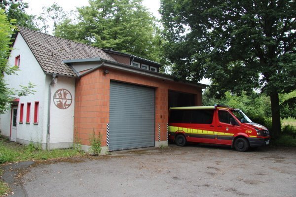 Die Feuerwache in Donop muss umgebaut werden. - © Silke Buhrmester