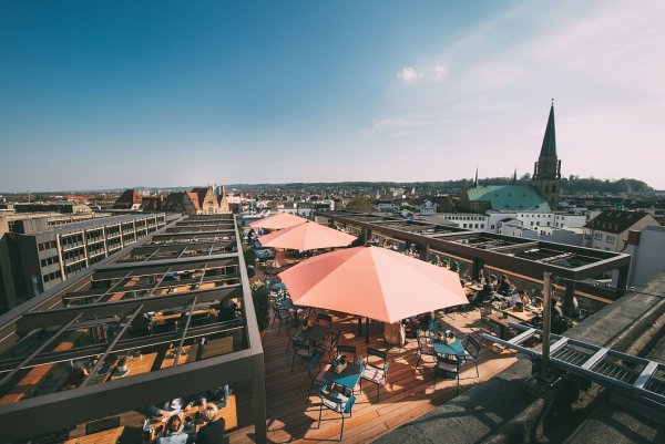Der Ausblick vom The Bernstein ist einmalig in Bielefeld. - © Markt 8 GmbH