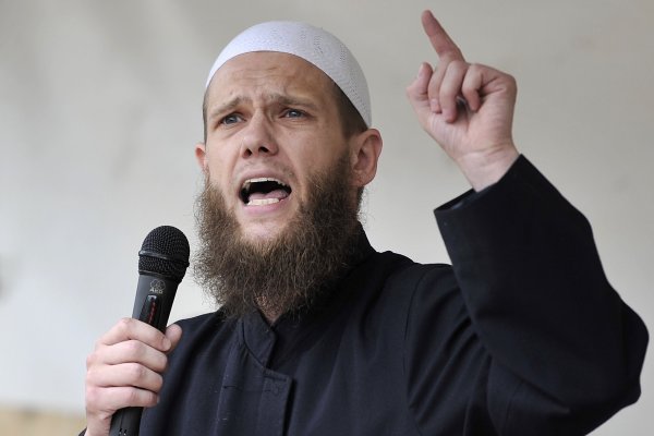Sven Lau war lange Zeit so etwas wie ein Aushängeschild der Salafisten-Szene in NRW und darüber hinaus. - © dpa