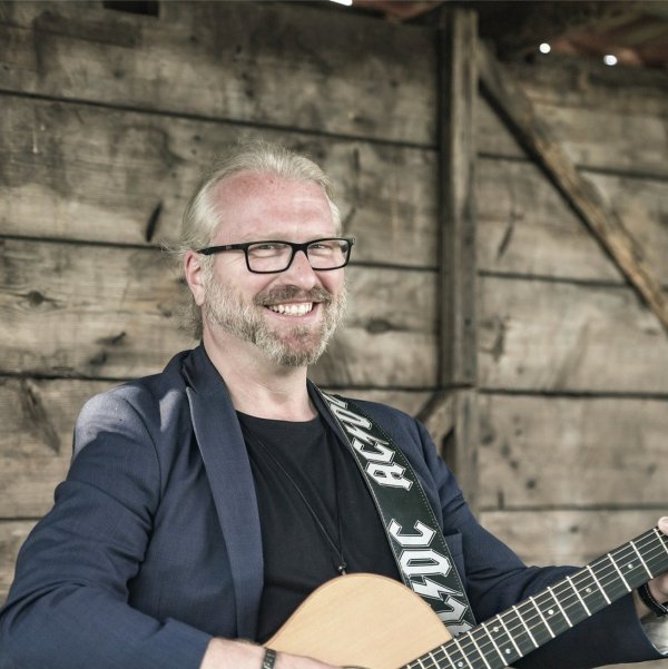 Gitarrist und Sänger Andy Seifert. - © Kelter- und Kulturverein