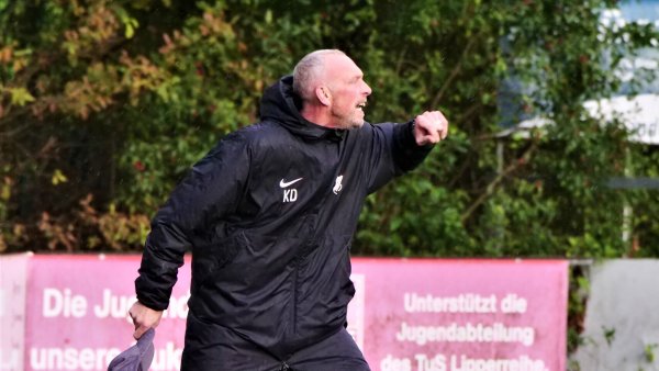 Bis zum Dezember 2023 engagierte sich Kai David beim FC Augustdorf an der Linie. - © Jörg Hagemann