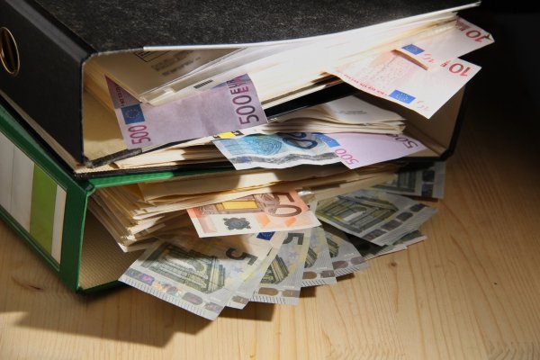 Wer seine Grundsteuererklärung immer noch nicht abgegeben hat, bekommt einen Schätzbescheid vom zuständigen Finanzamt. - © Symbolbild Pixabay