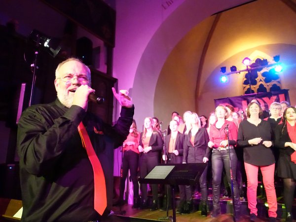 Stimmungsvolle Abende sollen die Gospel-Nights werden. - © B-Joy!