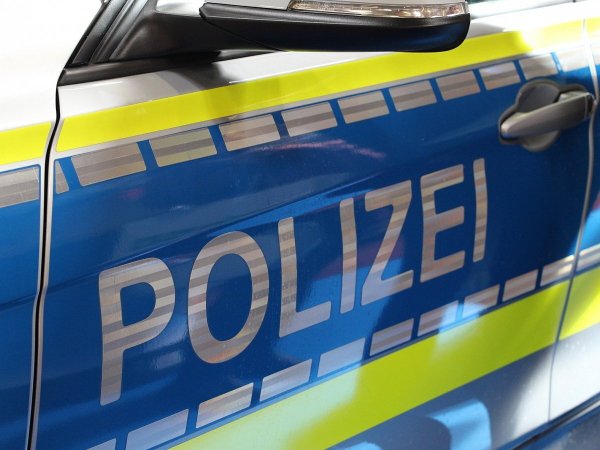 Der möglicherweise verletzte Fahrer ist flüchtig. - © Freya Köhring