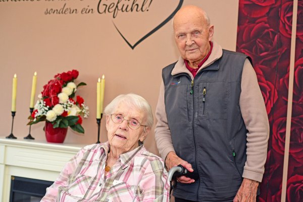 Gisela und Bruno Auringer sind seit 75 Jahren verheiratet. - © Nicole Ellerbrake