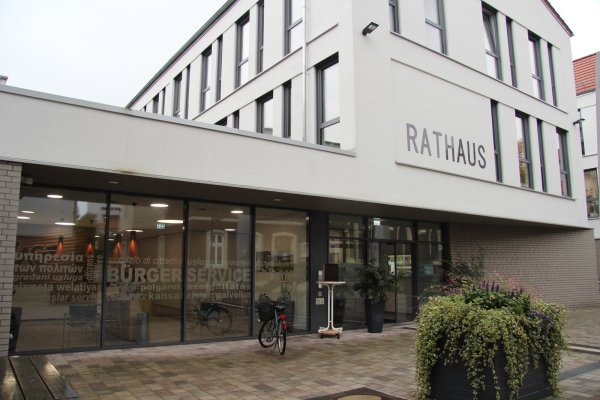 Das Sagen in der Stadtpolitik – im Bild: das Lagenser Rathaus – hat künftig wohl eine Ratsmehrheit aus CDU, Grünen und FDP. - © Nadine Uphoff
