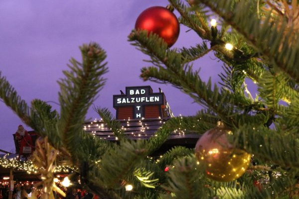 Wohin zum Weihnachtstraum 2020? Er findet entweder auf dem Salzhof oder im Kurpark statt. - © Vera Gerstendorf-Welle