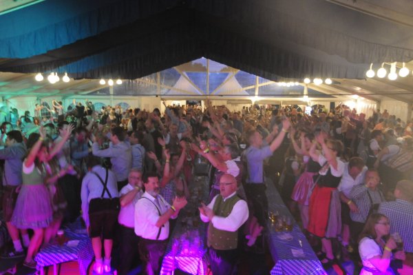 Auf eine Feier wie beim Oktoberfest vor ein paar Jahren werden die Bad Meinberger Schützn erneut verzichten müssen. - © Schützengesellschaft Bad Meinberg