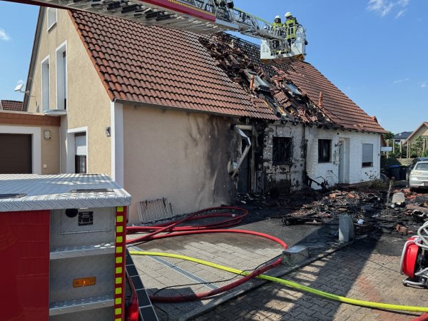 Ein Teil des Hauses wird nicht mehr bewohnbar sein. - © Freitag TV