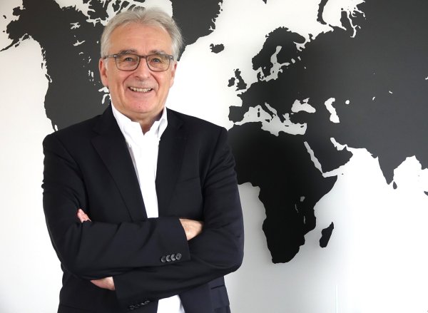 IHK-Präsident Volker Steinbach hat sein Unternehmen vor zwei Jahrzehnten in eine AG umgewandelt. - © Axel Bürger
