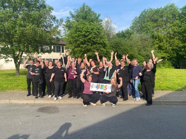 Chorios Dörentrup ist zum dritten Mal Meisterchor geworden. Es gab die Höchstpunktzahl. - © Chorios Dörentrup