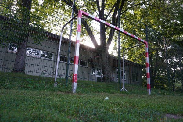 Der Standort für eine mögliche neue Zweifachsporthalle steht noch nicht fest. Ob diese an Stelle der Strothetalhalle gebaut wird, ist noch völlig offen. - © Michaela Weiße