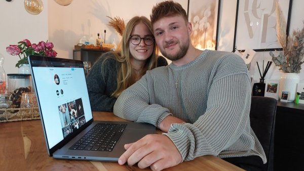 Florian Wiehemeier aus Blomberg ist mit 750.000 Followern auf Tiktok und 120.000 Zuschauern auf Instagram ein erfolgreicher Fitness-Influencer. Doch der 22-Jährige hat auch die Schattenseiten der schönen Scheinwelt erlebt. Seine Partnerin Giovanna Santuz (23) stand ihm auch in diesen schweren Zeiten immer bei. - © Michaela Weiße
