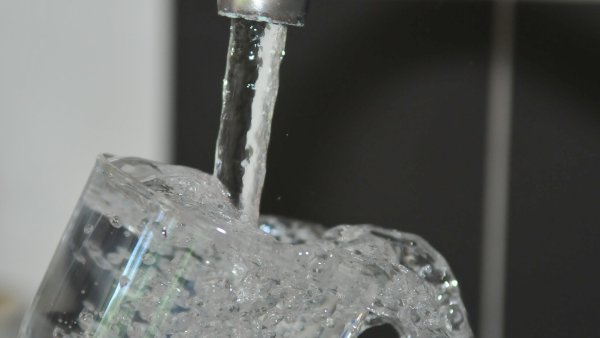 Das Trinkwasser im Kalletaler Ortsteil Stemmen muss nicht mehr abgekocht werden. - © Pixabay (Symbolbild)