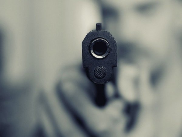 Nach dem Täter wird gefahndet, das Motiv ist noch unklar. - © Pixabay
