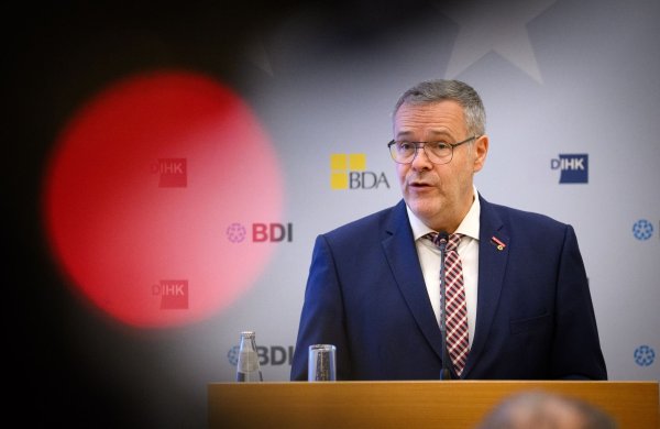 Handwerkspräsident Jörg Dittrich spricht im Interview. - © Bernd von Jutrczenka/dpa