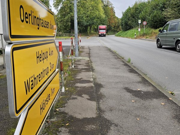 Wer von Währentrup nach Hörste fährt, muss auf der Stapelager Straße runter vom Gas. Es gilt Tempo 30. Im Gespräch ist, auf der anderen Ortseingangsseite an der Kreisstraße ebenfalls Tempo 30 anzuordnen. - © Astrid Sewing