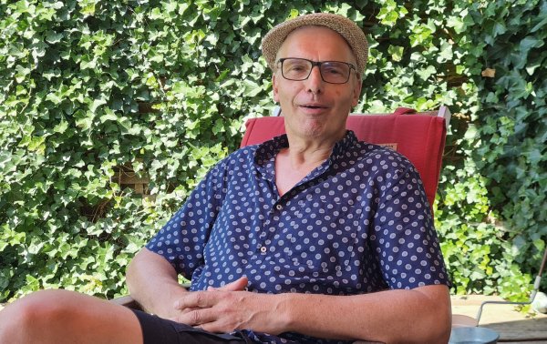 Nächstes Jahr wird Jens Heuwinkel 60. Und er wird es nicht müde, Leute zu verblüffen und zu begeistern. - © Marianne Schwarzer