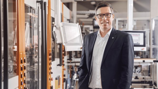 Seit 2019 ist Dr. Timo Berger als Vertriebsvorstand für den weltweiten Vertrieb und das Marketing der Weidmüller Gruppe verantwortlich. - © Weidmüller