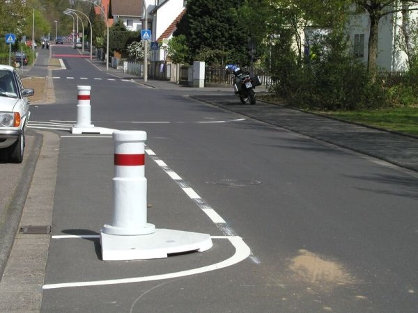So sehen die Verkehrswächter aus, die in der Straße Bornsberg aufgestellt werden sollen. - © Stadt Horn-Bad Meinberg/Lüft Verkehrstechnik
