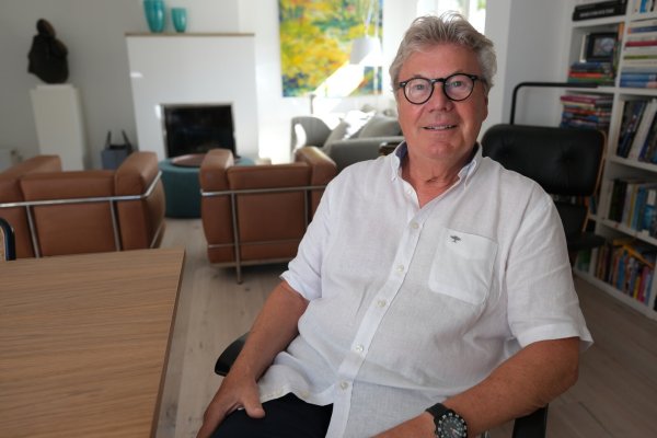 Architekt Helmut Merwitz hat sich nun vollends aus dem Baugeschäft zurückgezogen. In vielen Ehrenämtern bleibt er weiterhin aktiv. - © Sven Koch