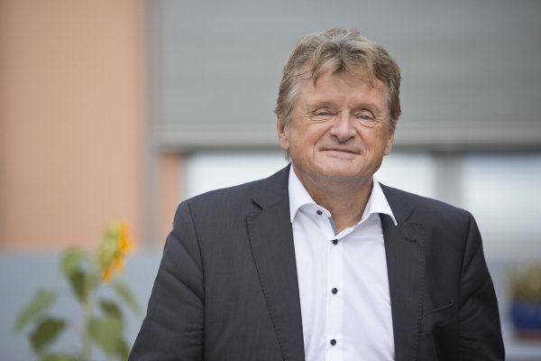 Dr. Ulrich Preuss, Chefarzt der Klinik für Kinder- und Jugendpsychiatrie Psychotherapie und Psychosomatik am Klinikum Lippe. - © Kay Michalak / fotoetage