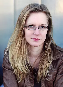 Die Filmemacherin: Die geb&uuml;rtige Detmolderin Sabine Marina. - &copy; Kristina Kolbe/Balticum Verlag