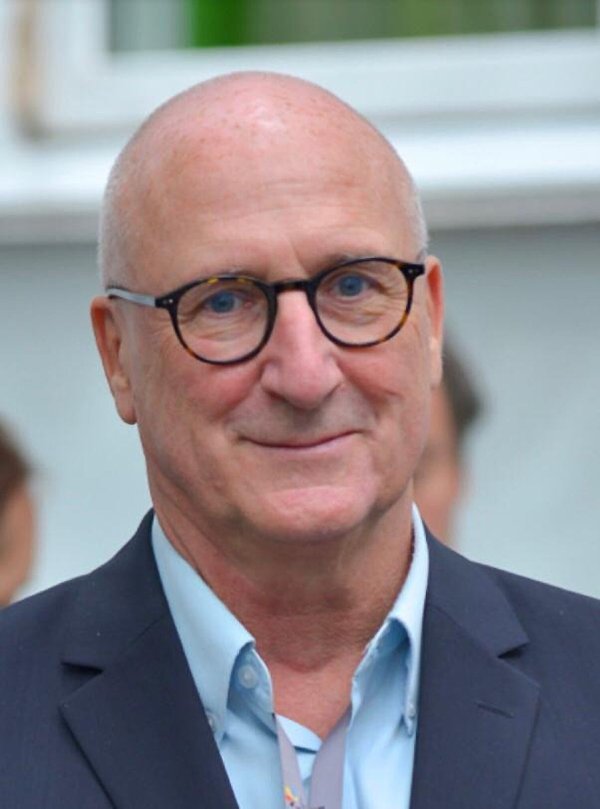 Schulleiter Gerald Miebs - © Foto: --/Deutsche Schule Kiew/dpa