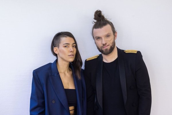 Alina Süggeler und Andreas Weizel von der Band Frida Gold. - © Rolf Vennenbernd/dpa/Archivbild