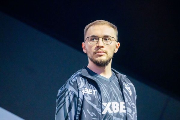 Der deutsche Spieler Nine gewann 2022 die Dota-2-WM, dieses Jahr reichte es nur für die Top 16. - © Christoph Soeder/dpa