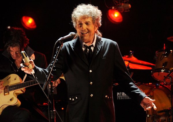 Bob Dylan hat Musikgeschichte geschrieben - und noch mehr. - © Chris Pizzello/AP/dpa