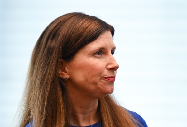 Setzt auf Eigenständigkeit: Commerzbank-Chefin Bettina Orlopp. (Archivbild) - © Arne Dedert/dpa
