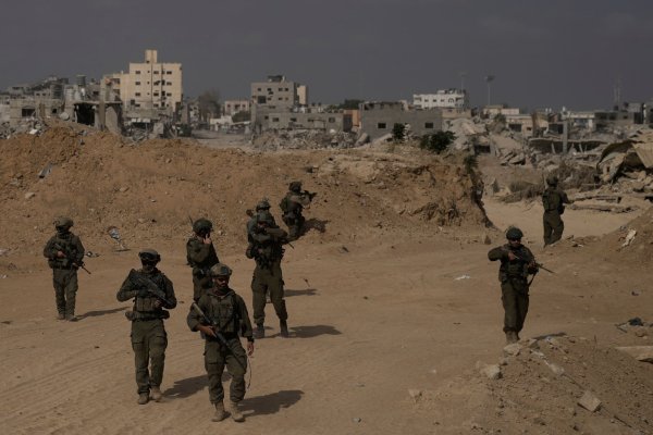 Nach fast zwei Jahren Krieg sind viele israelische Soldaten erschöpft. (Archivbild) - © Leo Correa/AP/dpa