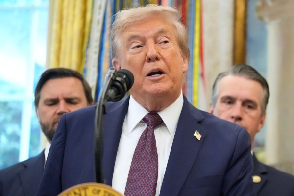 Trump kämpft gegen Drogenkartelle. - © Mark Schiefelbein/AP/dpa