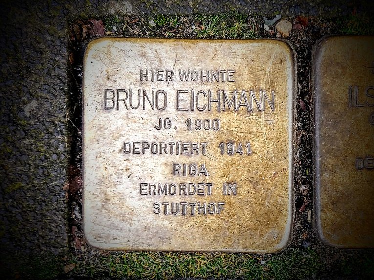 Schloßstraße 16