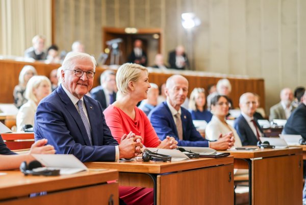 Der Bundesrat feiert sein 75-jähriges Bestehen an seiner alten Wirkungsstätte in Bonn. - © Christoph Reichwein/dpa