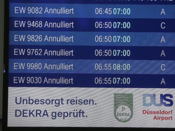 Warnstreik bei Eurowings in Düsseldorf - © Foto: David Young/dpa