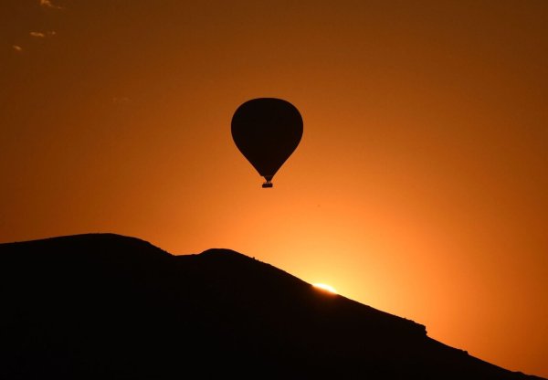 In der Türkei sind zwei Heißluftballons abgestürzt (Symbolbild) - © Mustafa Kaya/XinHua/dpa