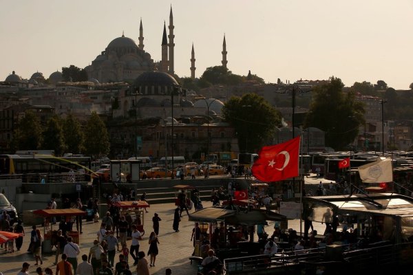 Das beliebteste Reiseland der Deutschen war in diesem Sommer die Türkei. (Archivbild) - © Emrah Gurel/AP/dpa