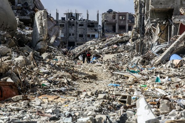 Sollte die Hamas die Geiseln bis Freitag nicht freilassen, droht Israel mit einem Ende der Waffenruhe. - © Abed Rahim Khatib/dpa