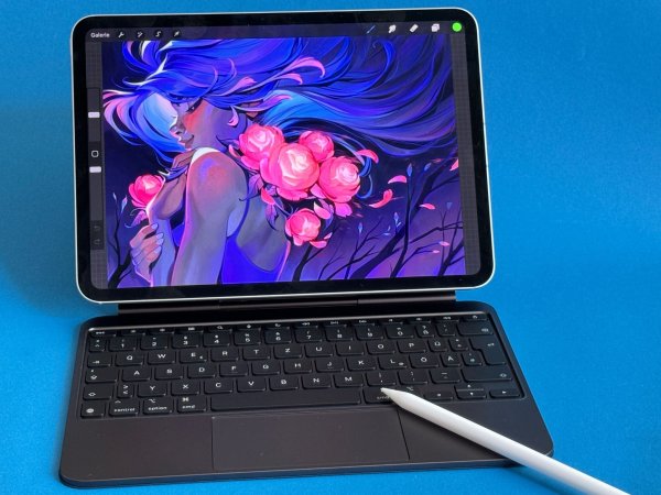 Im neuen iPad Pro steckt der leistungsstarke M4-Chip von Apple. Das Tablet hat ein OLED-Display, das für kräftigere Farben sorgen soll. Durch die Kombination von zwei Panels will Apple eine hohe Leuchtkraft erreichen. - © Christoph Dernbach/dpa-tmn/dpa