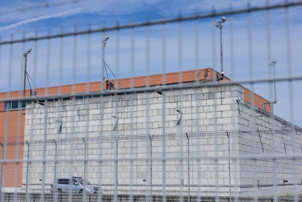 Die Umweltschutzorganisation BUND will die Castortransporte durch NRW verhindern. (Archivbild) - © Rolf Vennenbernd/dpa
